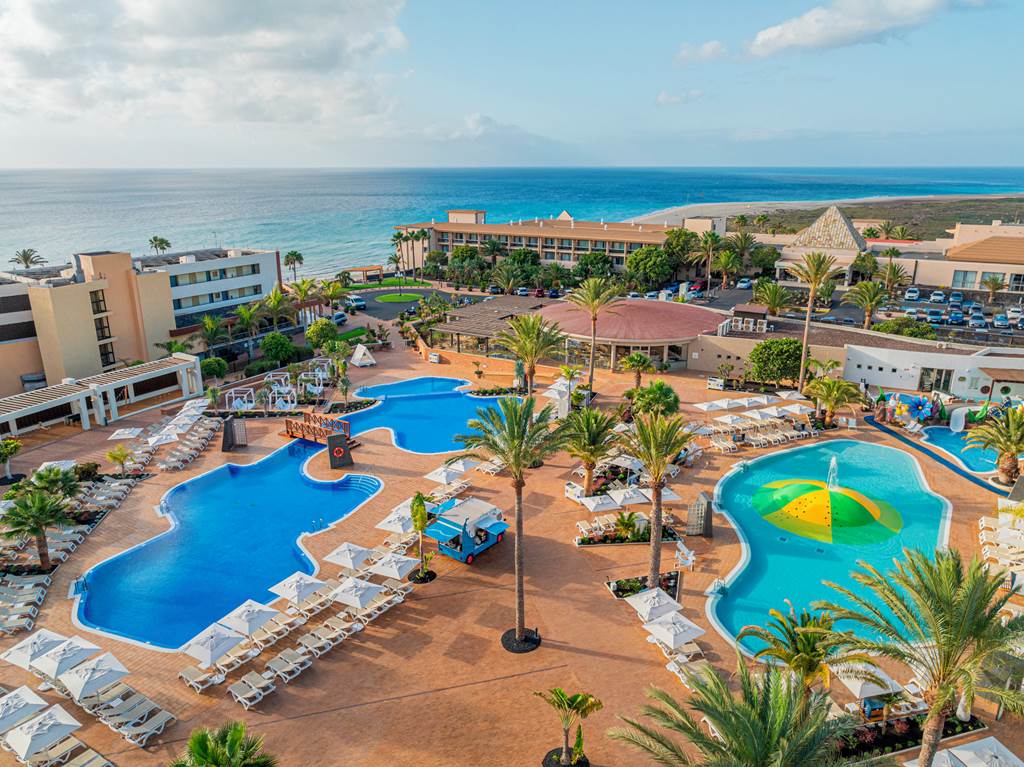 Iberostar Waves Gaviotas Park & Oasis Wildlife, Canary Islands