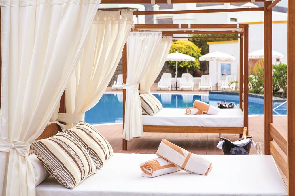 Gran Castillo Tagoro - Playa Blanca hotels | Jet2holidays