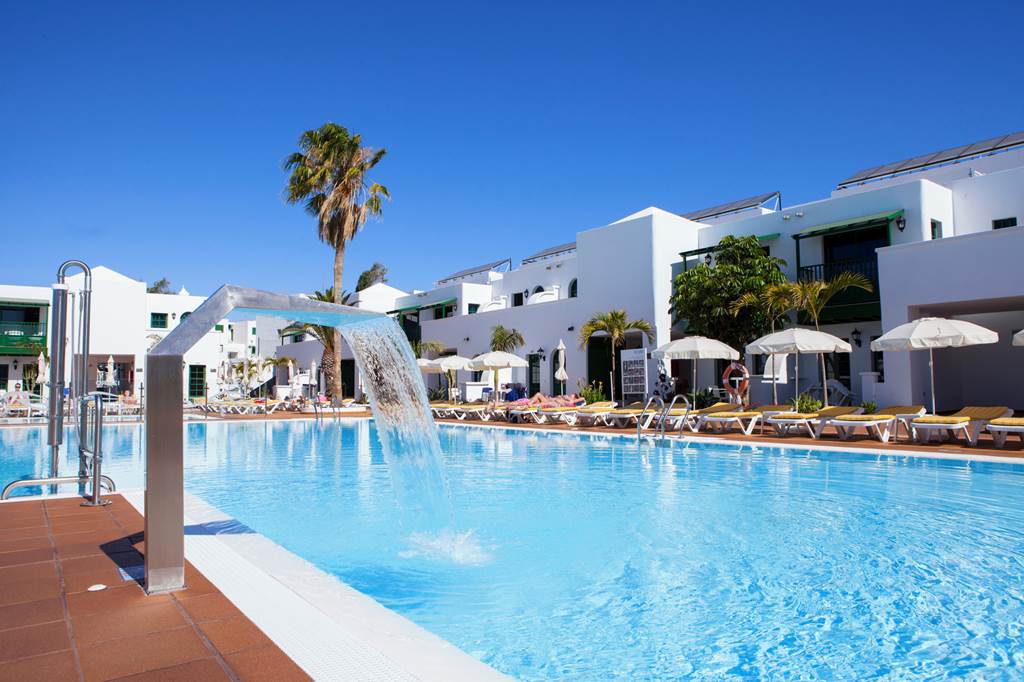 Gloria Izaro Club Hotel - Puerto Del Carmen hotels | Jet2holidays