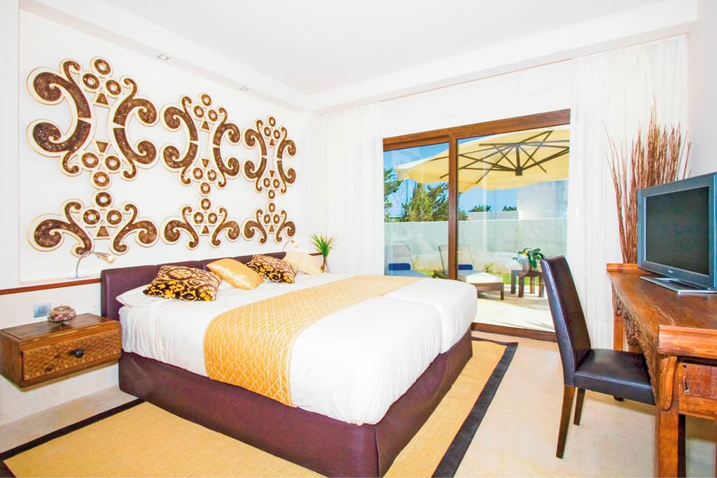 Villas Alondras - Gran Villa Deluxe for 4 | Jet2Villas | Jet2holidays