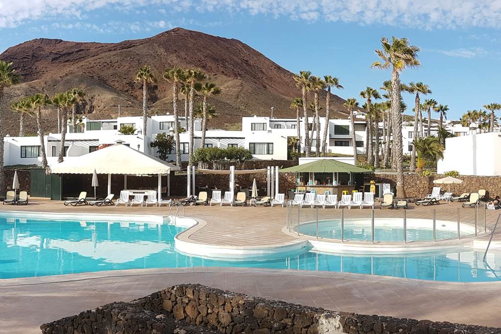 Palmeras Garden Apartments Playa Blanca Hotels Jet2holidays