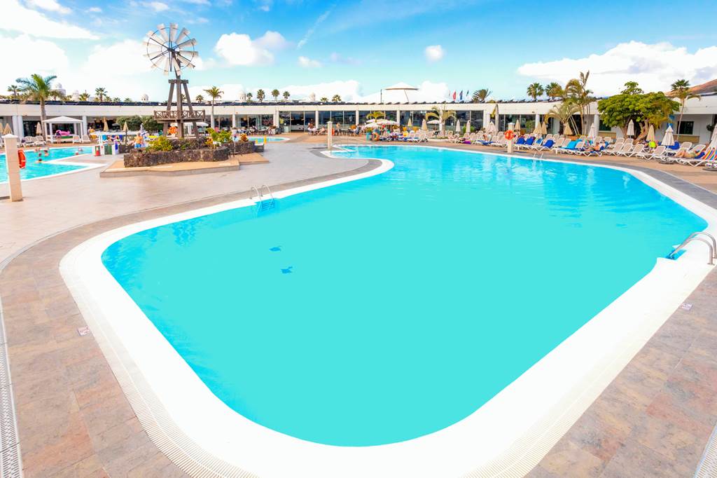 Relaxia Lanzasur Club & Aqualava Waterpark - Playa Blanca hotels ...