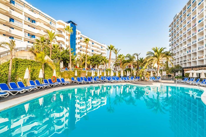 Globales Los Patos Park - Benalmadena hotels | Jet2holidays