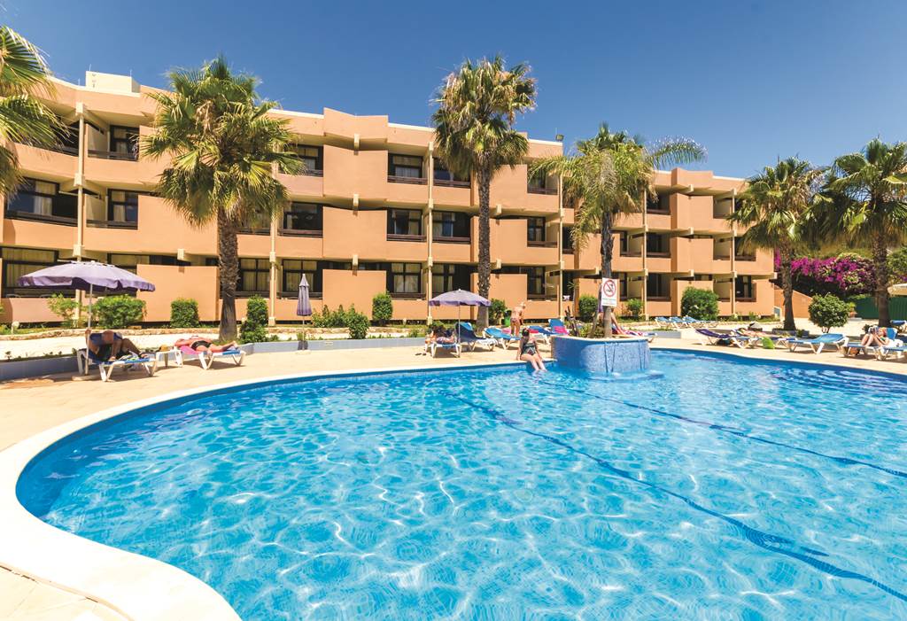 Auramar Beach Resort - Albufeira Hotels | Jet2Holidays