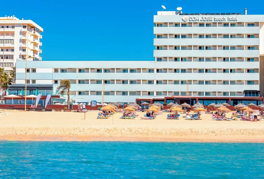 Quarteira Beach Algarve Jet2holidays 1693