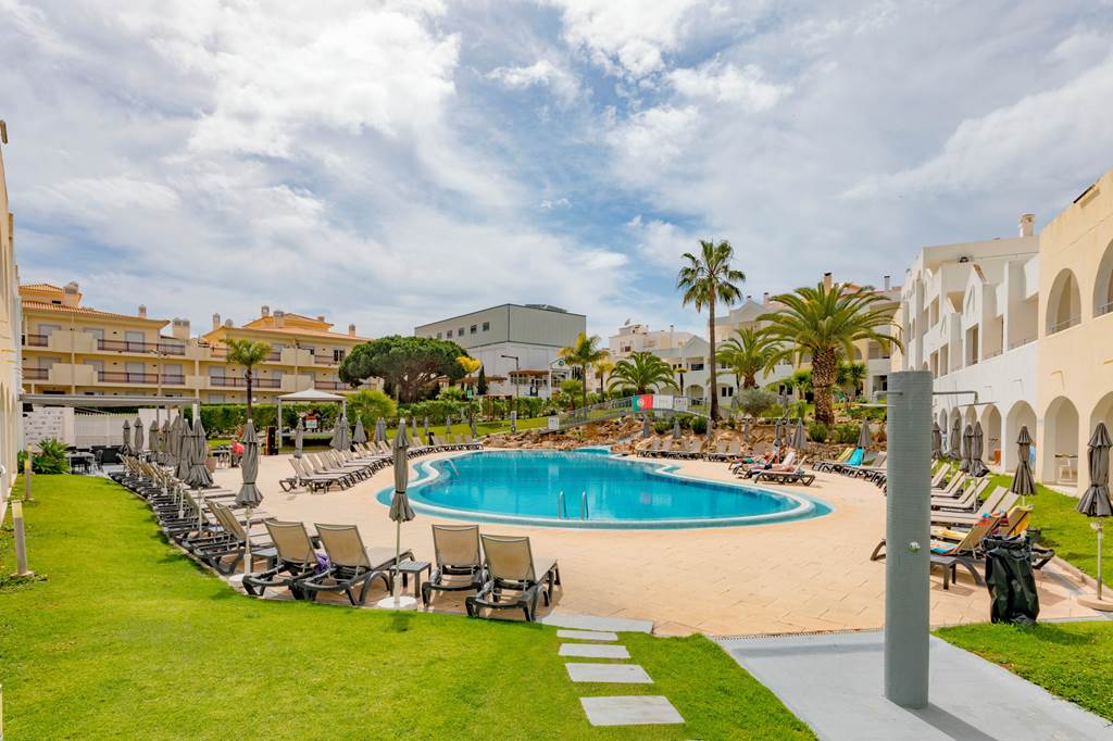Natura Algarve Club - Albufeira hotels | Jet2holidays
