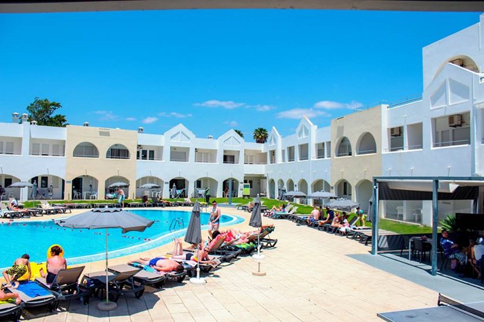 Natura Algarve Club - Albufeira hotels | Jet2holidays