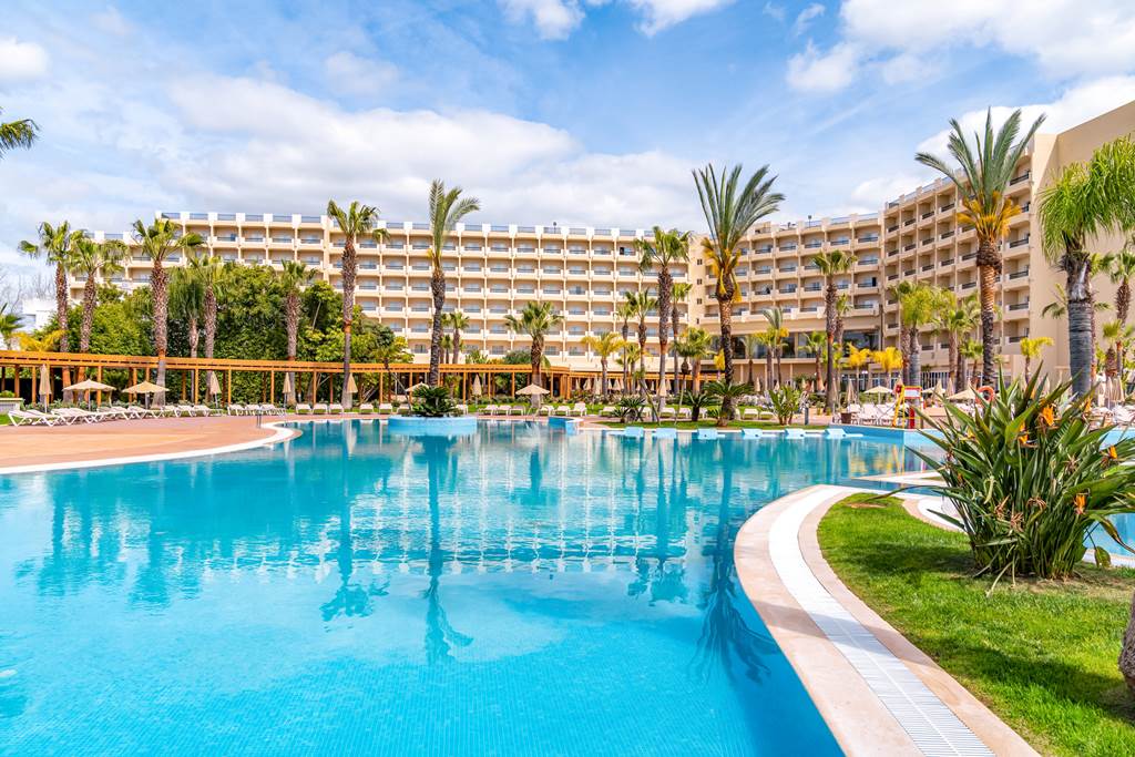 3HB Guarana and Zoomarine Theme Park - Olhos D'Agua (Albufeira) hotels ...