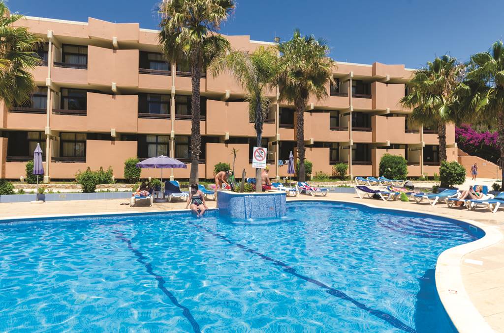 Auramar Beach Resort - Albufeira Hotels | Jet2Holidays