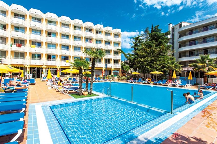 Oasis Tossa Hotel and Spa - Tossa De Mar hotels | Jet2holidays