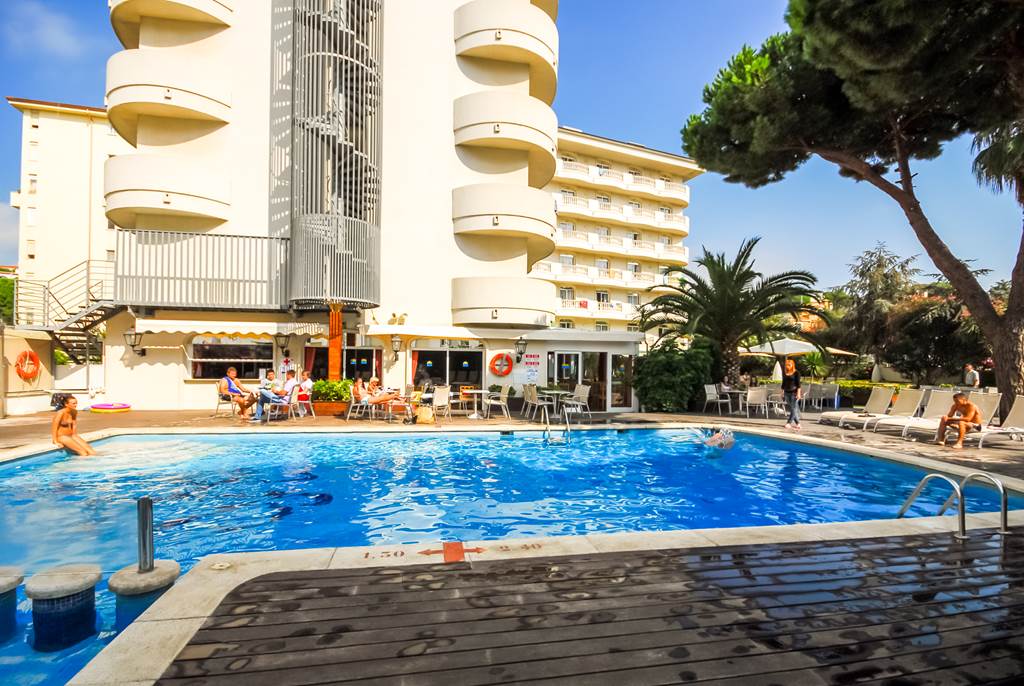 ALEGRIA Fenals Mar - Lloret De Mar hotels | Jet2holidays