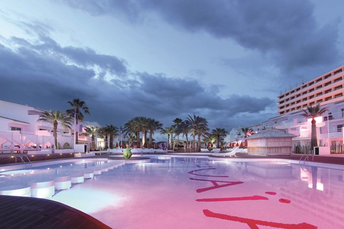 Ushuaia Ibiza Beach Hotel - Playa DEn Bossa Hotels | Jet2holidays