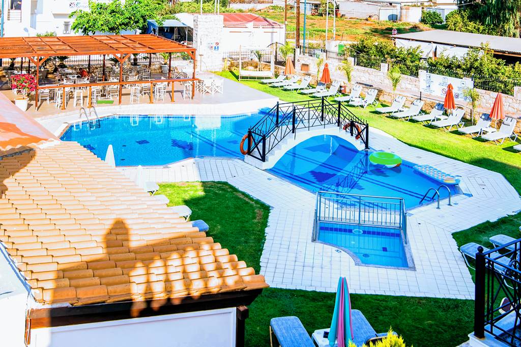 Yiannis Manos Hotel Resort - Malia hotels | Jet2holidays