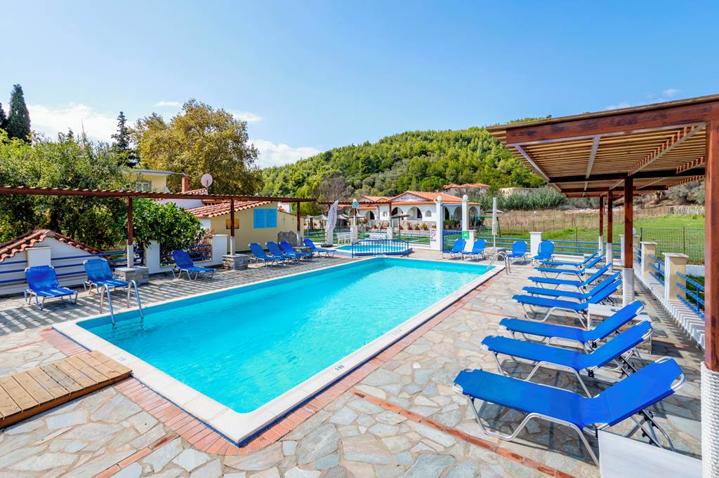 Thanos Studios & Apartments - Troulos hotels | Jet2holidays