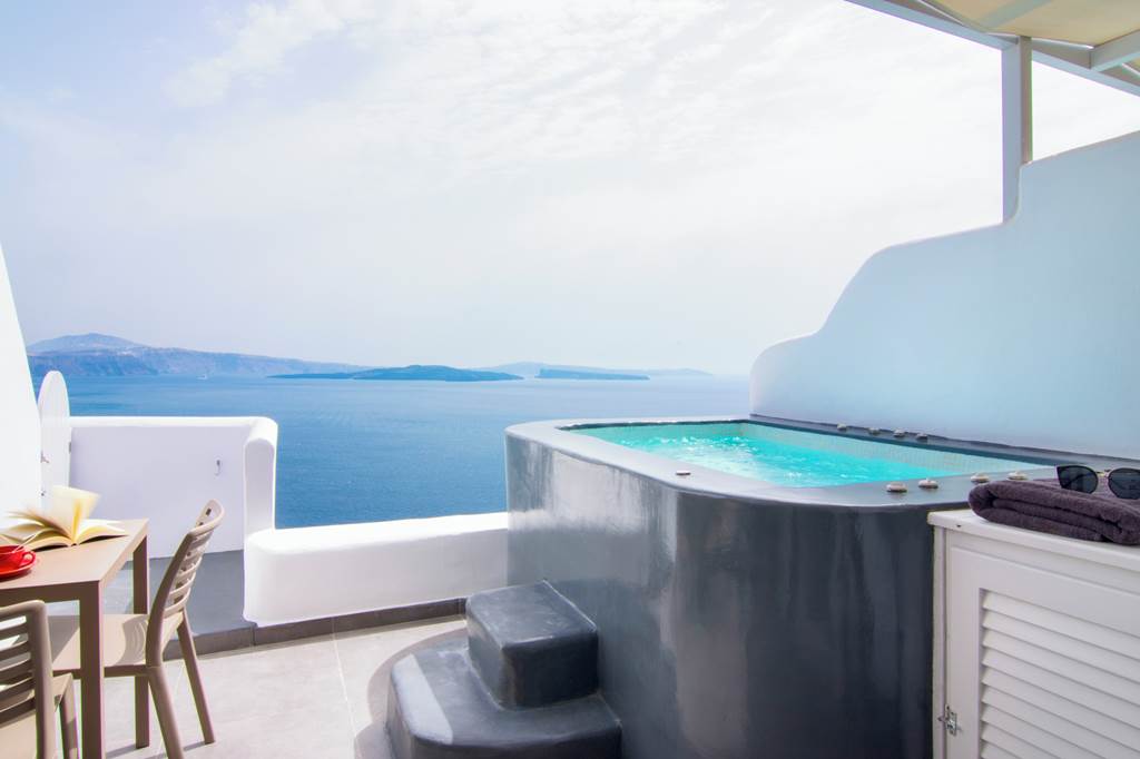 Santorini Secret Suites & Spa - Oia hotels | Jet2holidays