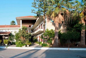 Finikounda Hotel