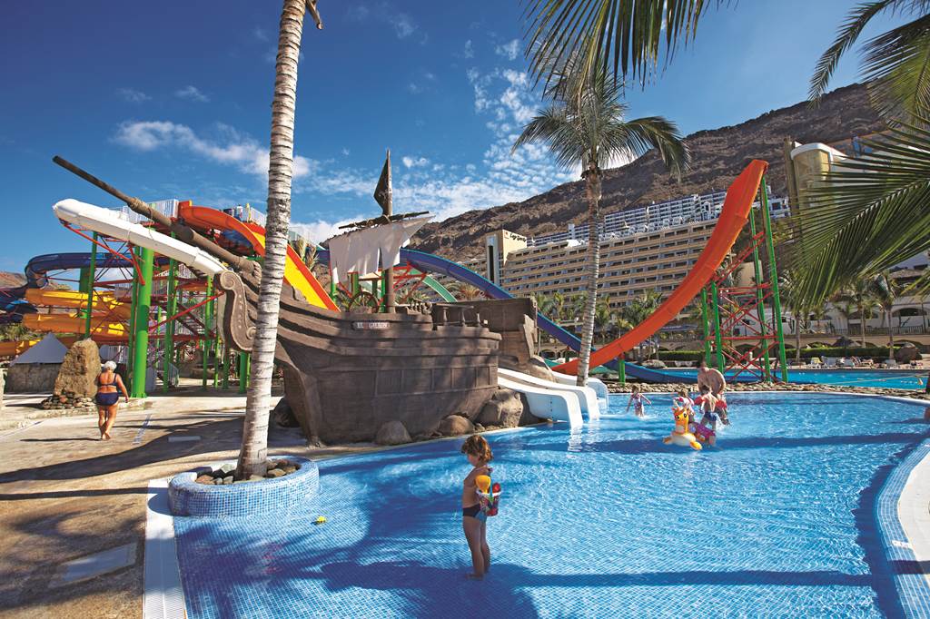 Paradise Lago Taurito & Waterpark, Playa Taurito | Voyager Travel Direct