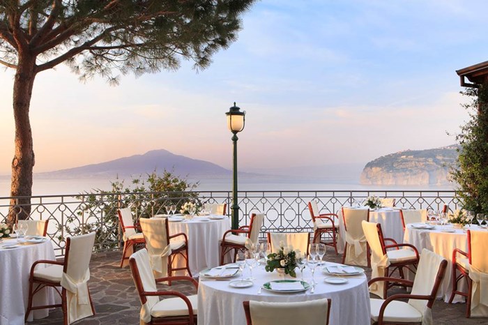 Grand Hotel Ambasciatori - Sorrento (Centre) hotels | Jet2holidays