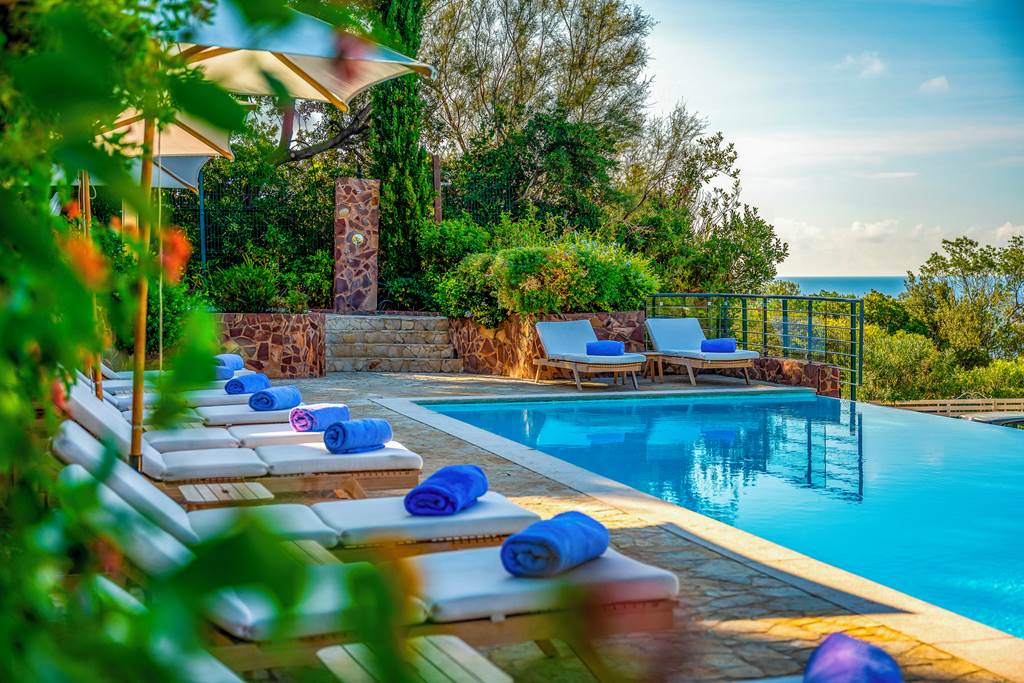 Hotel Tiara Yaktsa - Theoule-sur-Mer hotels | Jet2holidays