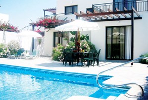 Aura Holiday Villas - Three Bedroom Villa with Sea View