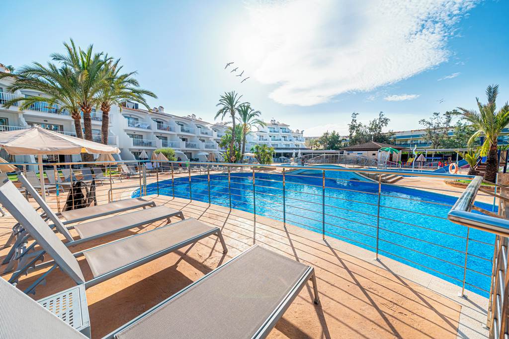 Aparthotel Playa Cas Saboners - Palma Nova hotels | Jet2holidays