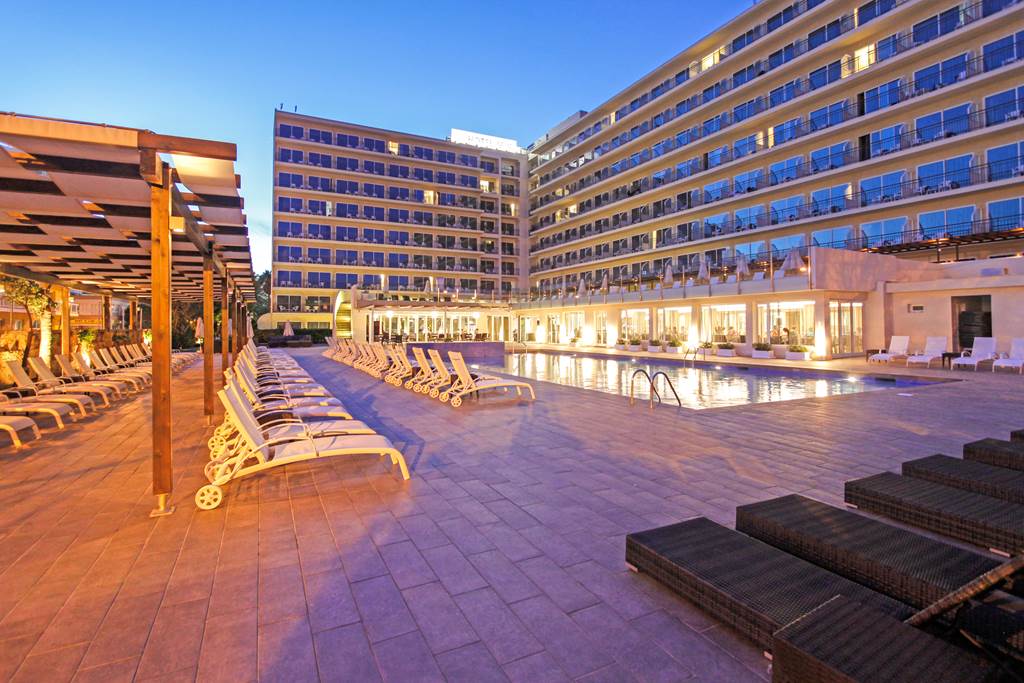 BG Java - Playa De Palma hotels | Jet2holidays