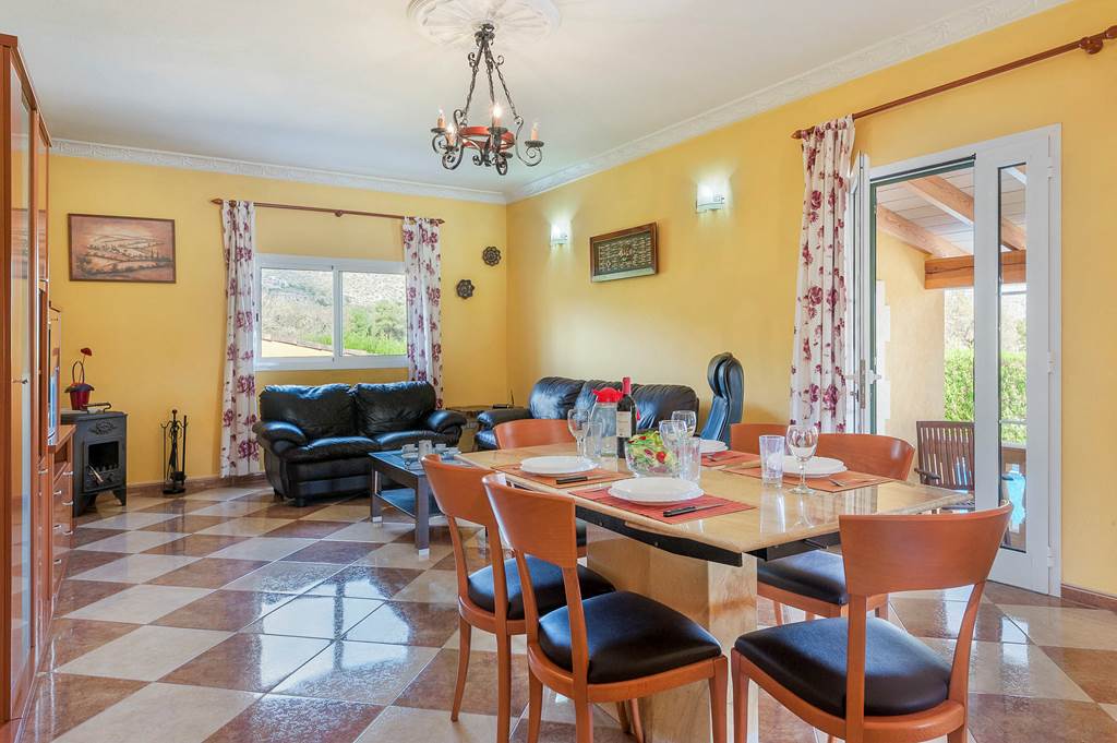 Villa Raquel | Jet2Villas | Jet2holidays