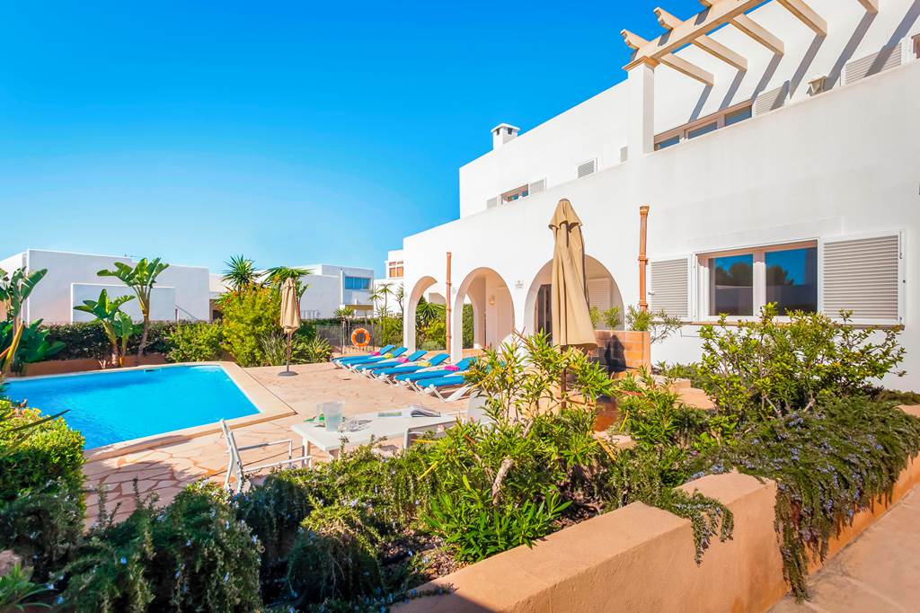 Villa Alicia Cala D'Or | Jet2Villas | Jet2holidays