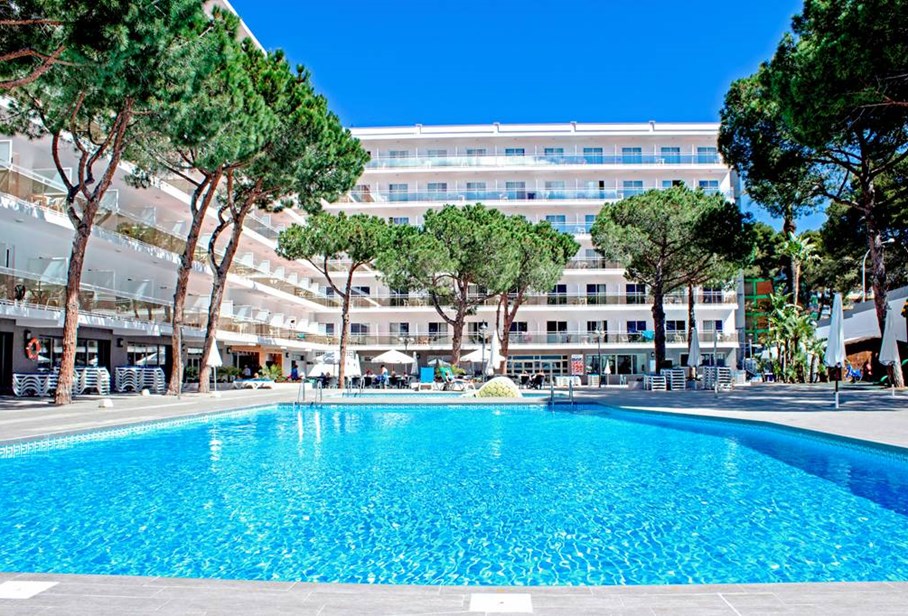 Salou Holidays & Best Deals & Best Deals 2024/2025 Salou Hotels