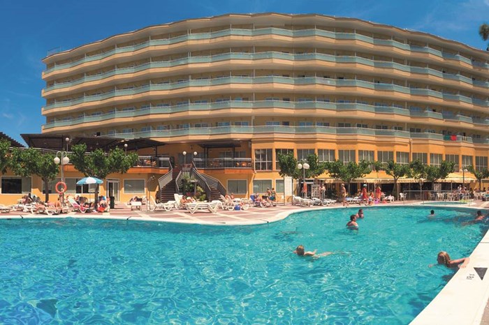 Medplaya Calypso & Aquopolis Waterpark - Salou hotels | Jet2holidays