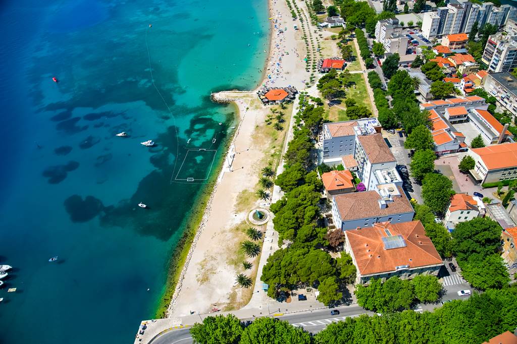 Hotel Plaza Omis Omis Hotels Jet2holidays