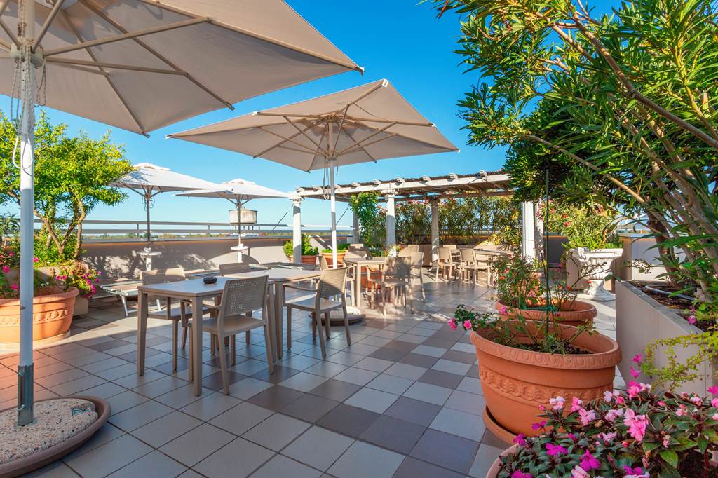 Hotel Principe Palace Lido Di Jesolo Hotels Jet2holidays