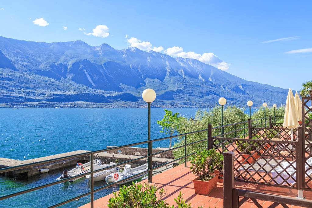 Leonardo da Vinci - Limone hotels | Jet2holidays