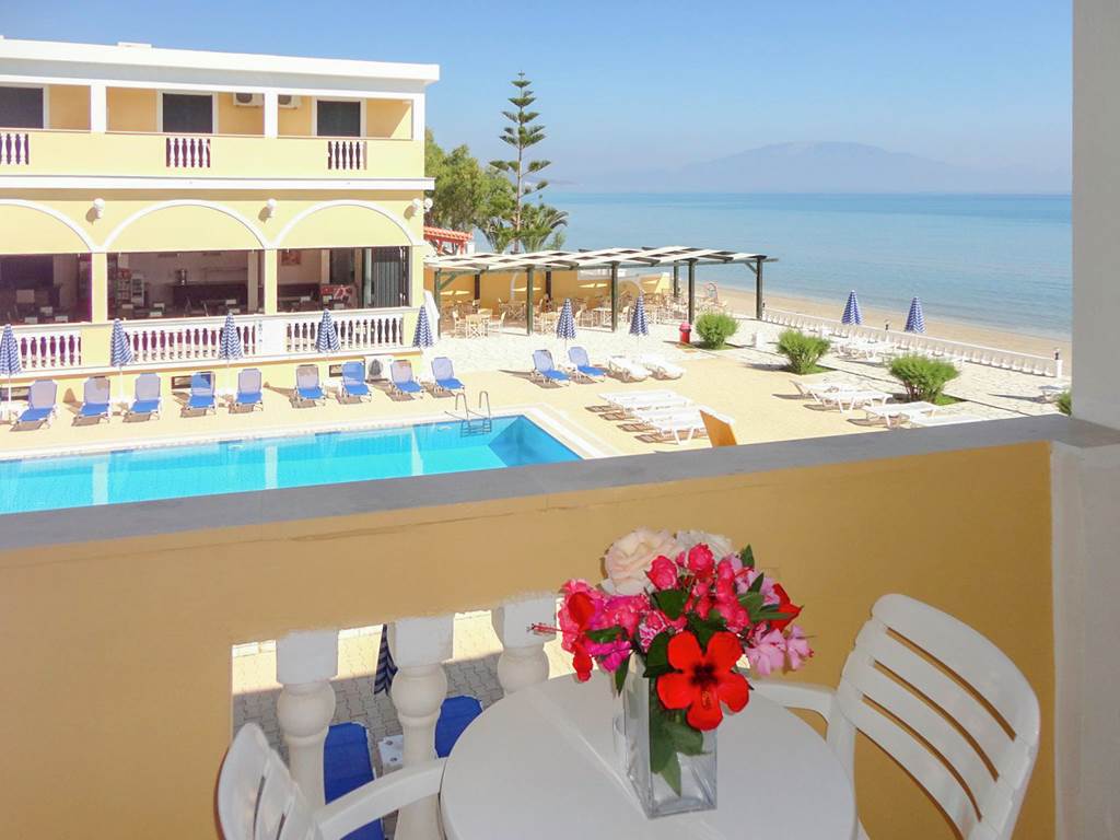 konstantin hotel alykes zante