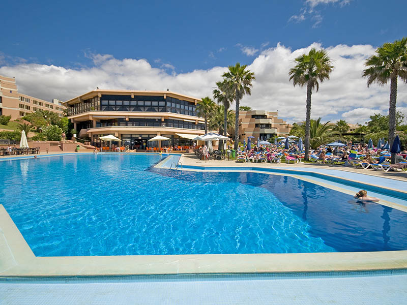 Auramar Beach Resort - Albufeira Hotels | Jet2Holidays